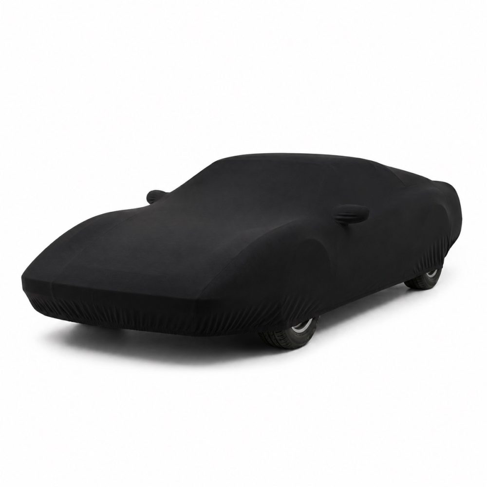 Housse de protection intérieure Jersey noire sur mesure posée sur une Ferrari 308 GTB / GTS (version USA), vue avant 3/4