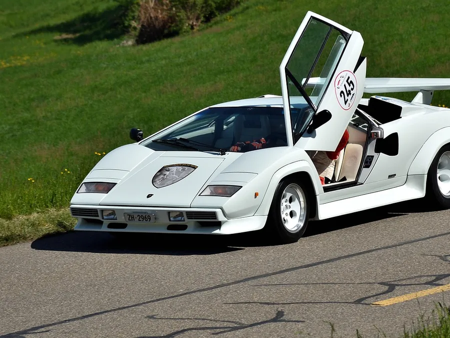 Lamborghini Countach de collection, housses sur-mesure