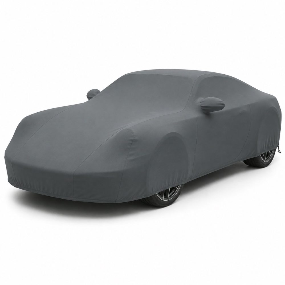 Housse de protection extérieure Urban gris anthracite sur mesure posée sur une Porsche 911 992, vue avant 3/4