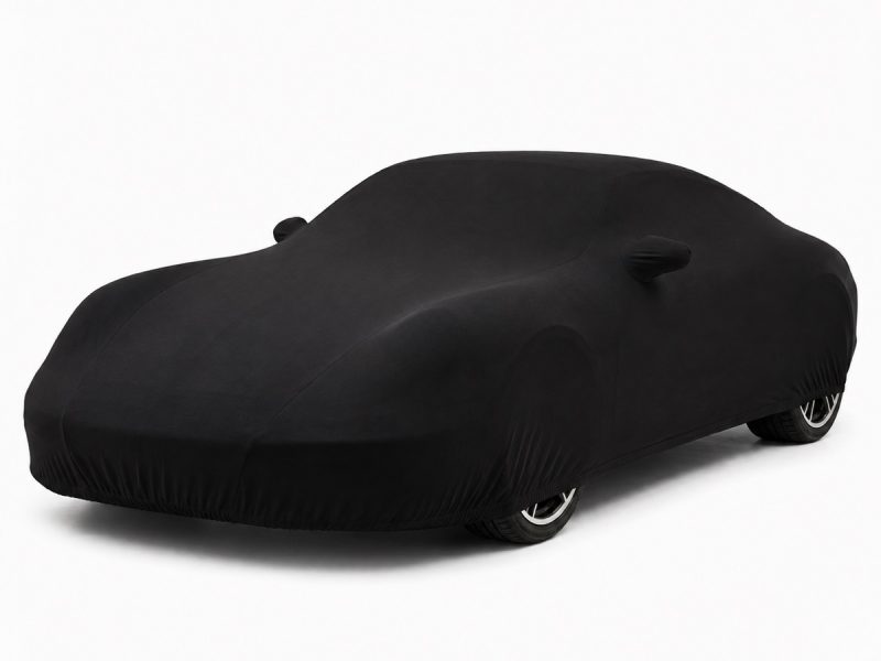 Housse de protection intérieure Jersey noire sur mesure posée sur une Porsche 911 991 Coupé Targa, vue avant 3/4