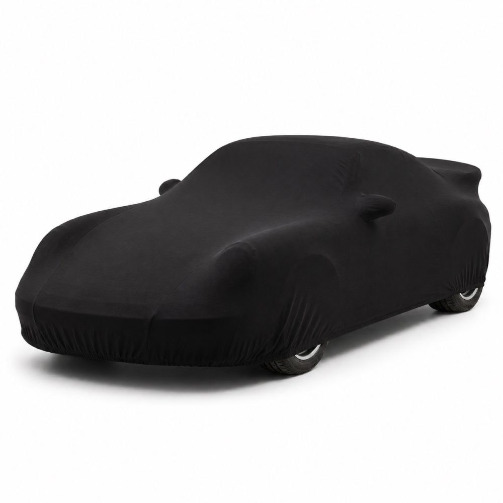 Housse de protection intérieure Jersey noire sur mesure posée sur une Porsche 911 GT3 997, vue avant 3/4