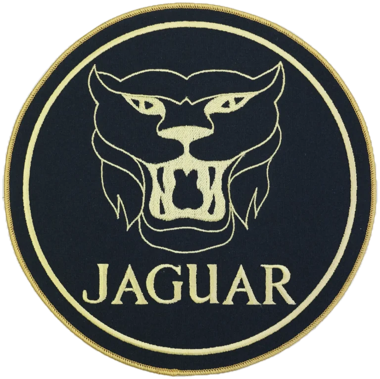 Écusson brodé Jaguar à coudre sur une housse de voiture sur mesure