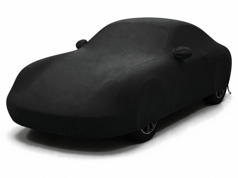 Housse extérieure Urban Noir Porsche 911 (996) Housse extérieure Urban noire posée sur une Porsche 911 (996), vue avant trois quarts