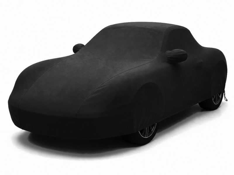 Housse extérieure Urban Noir Porsche Boxster (986) Housse extérieure Urban noire posée sur une Porsche Boxster (986), vue avant trois quarts